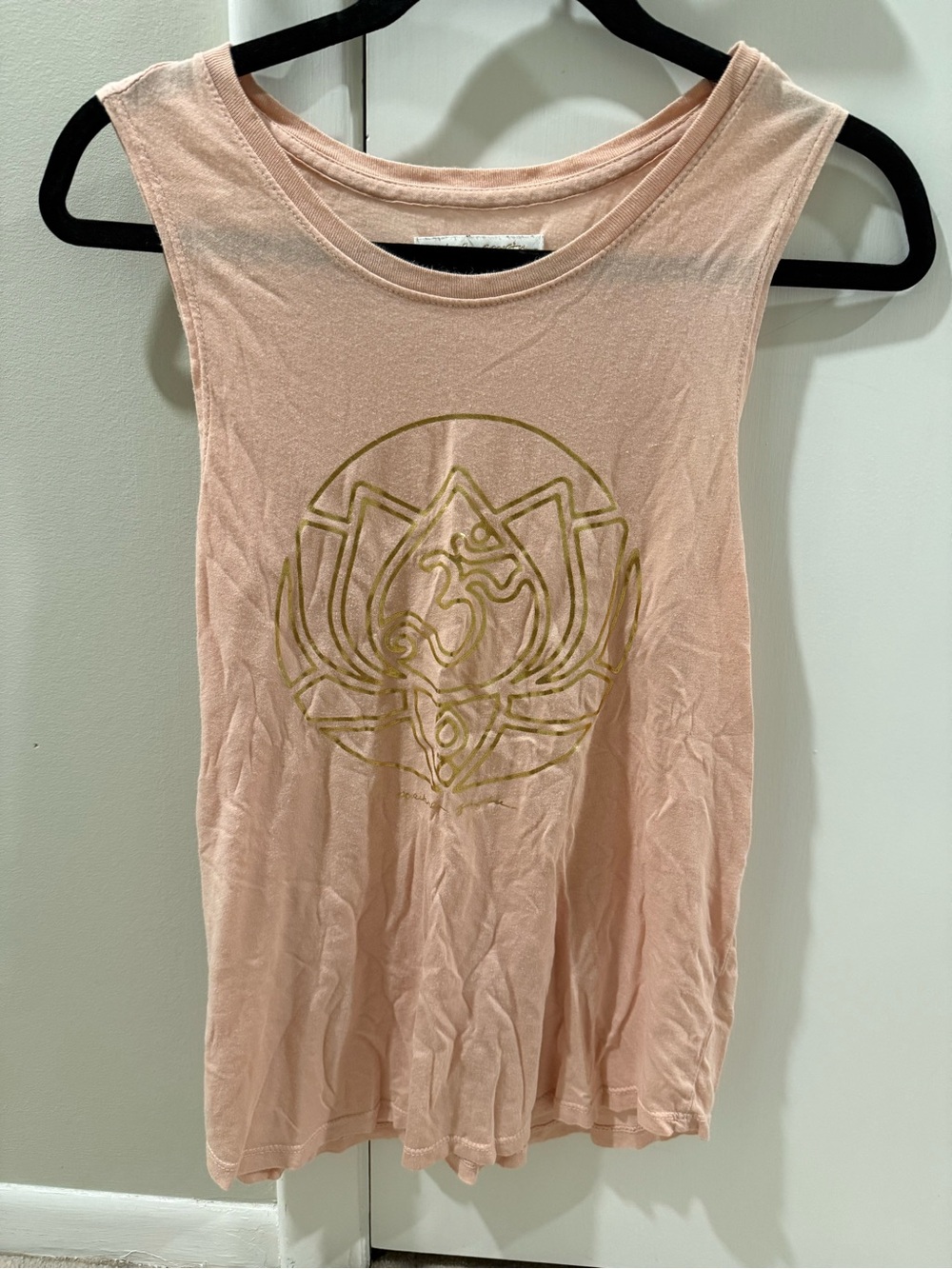 Spiritual Gangster Light Peach Muscle Tank with Gold Lotus
